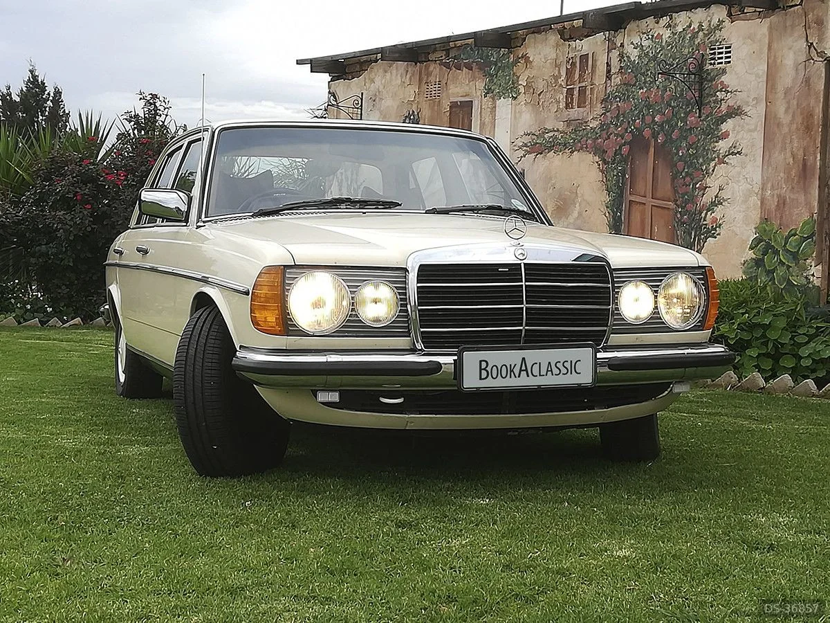 1977 Mercedes-Benz W123
