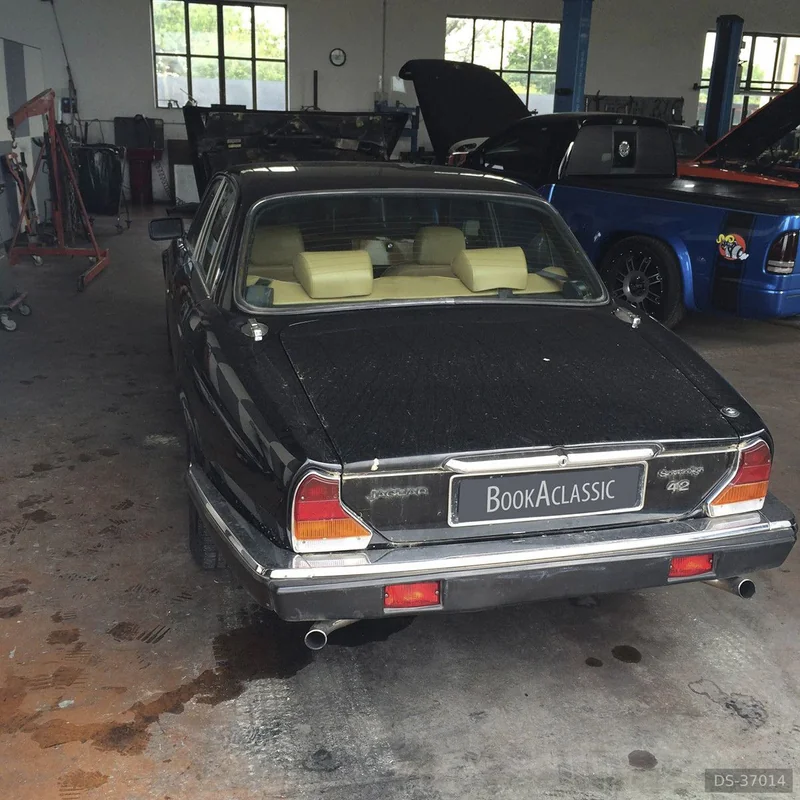 1983 Jaguar Xj6 Souvereign in Vicenza 12