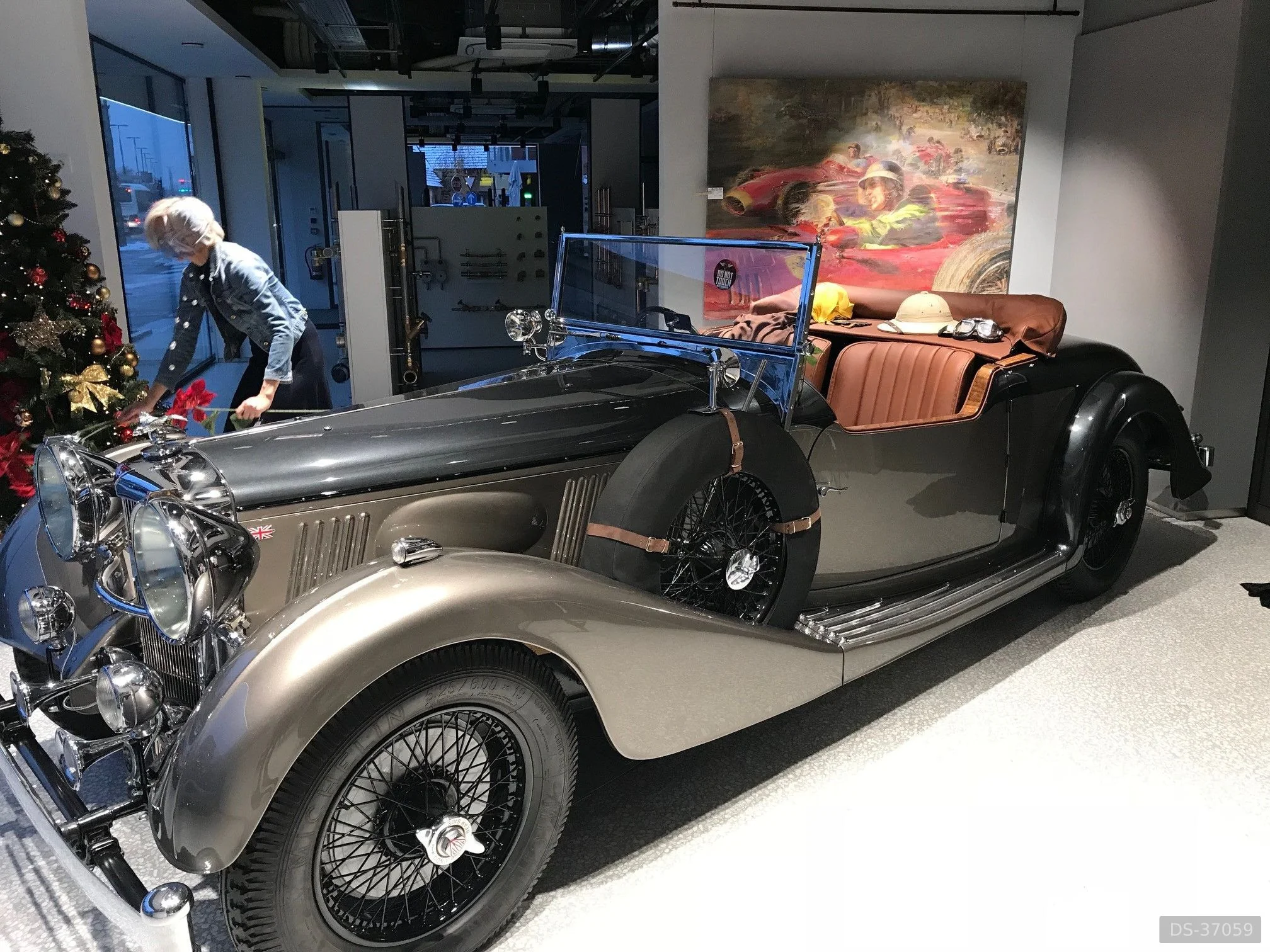 1937 Alvis 4.3 Litre