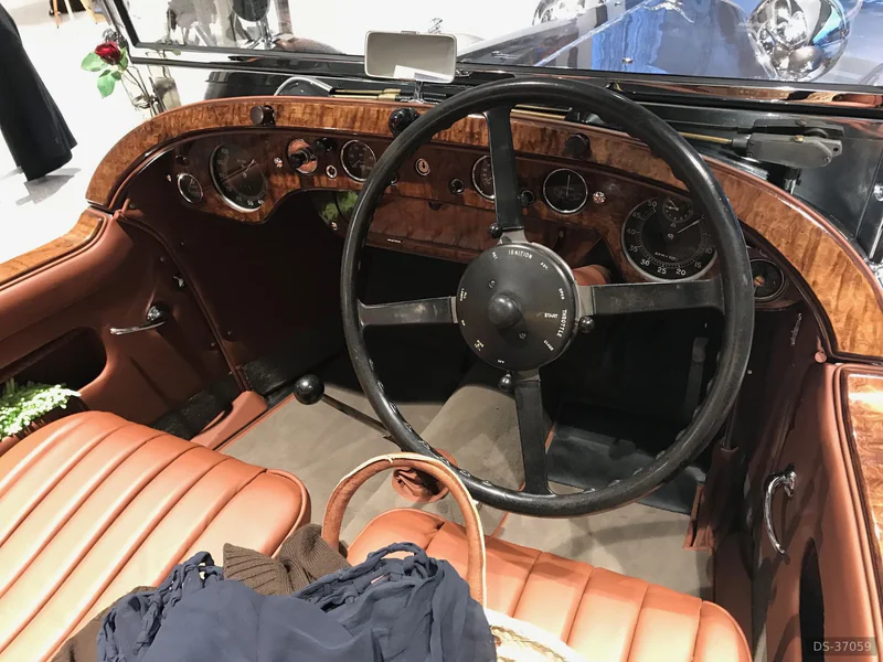1937 Alvis 4.3 Litre in Wien 2