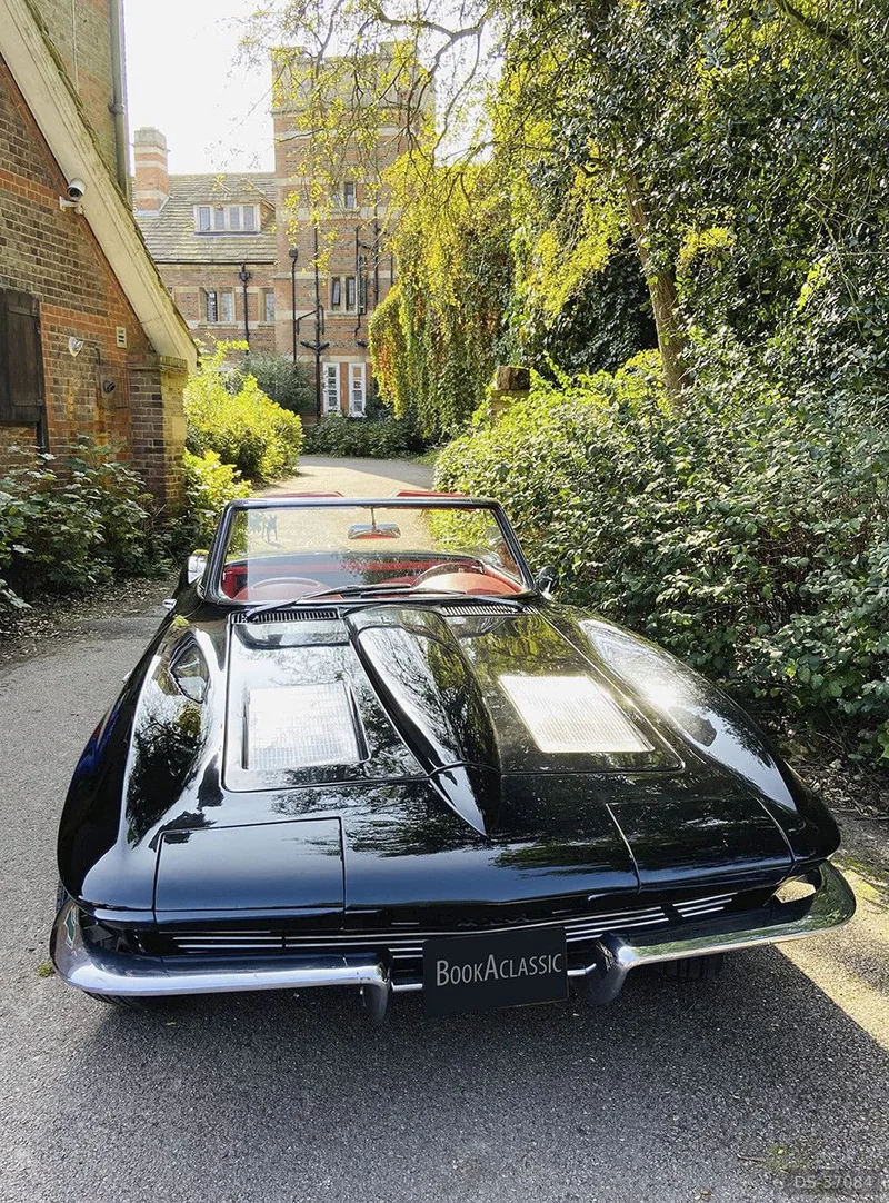 1964 Chevrolet Corvette Stingray in Radlett 3