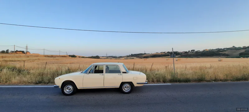 1976 Alfa Romeo 2000 in Roma 4