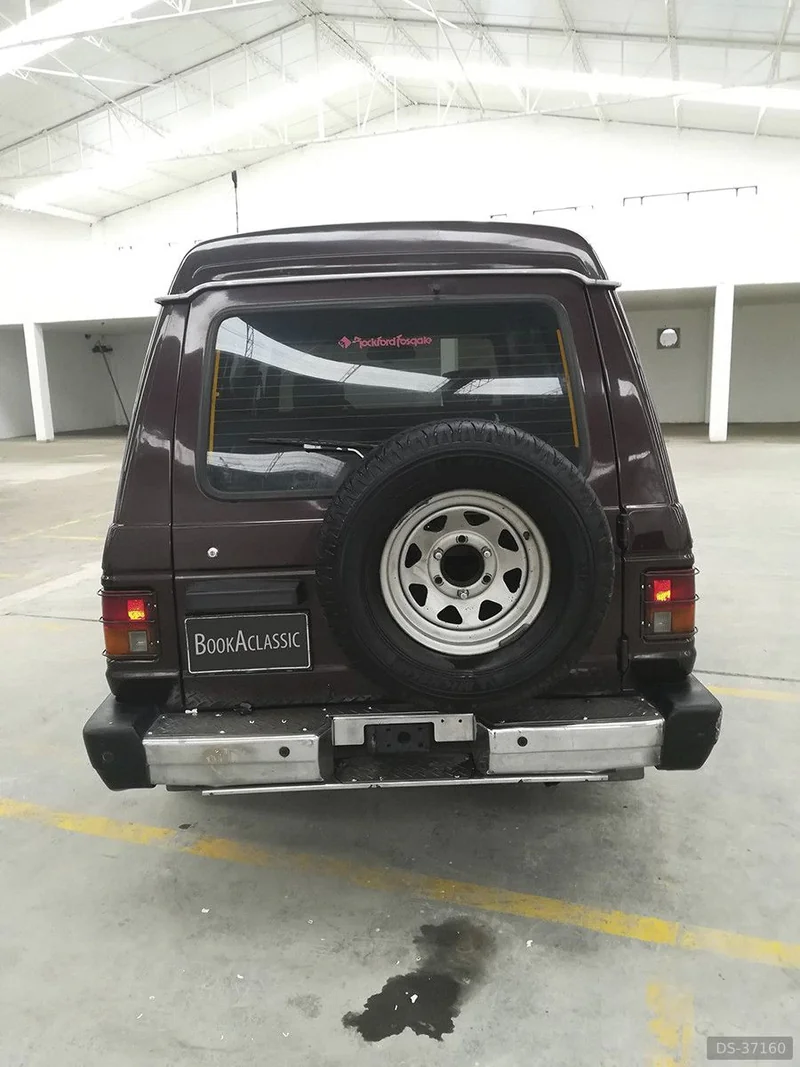 1994 Mitsubishi 94 in Bogota 4