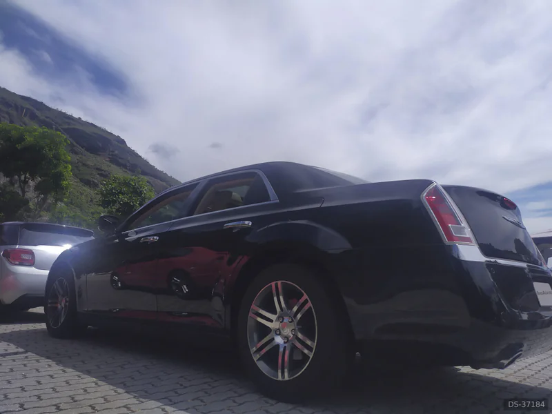2012 Chrysler 300c in Juiz De Fora 3