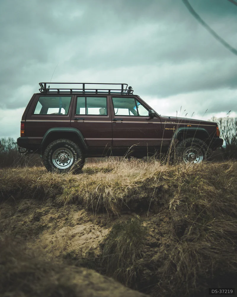 1991 Jeep Cherokee XJ in Wrocław 2