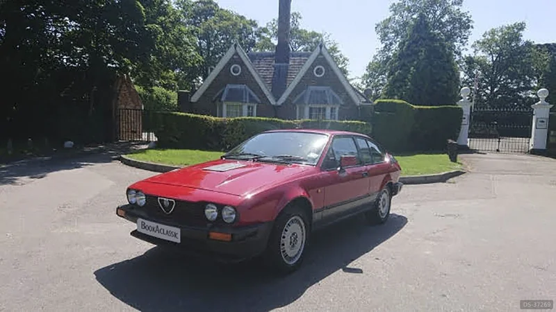 1983 Alfa Romeo Gtv6 in Leighton Buzzard 2