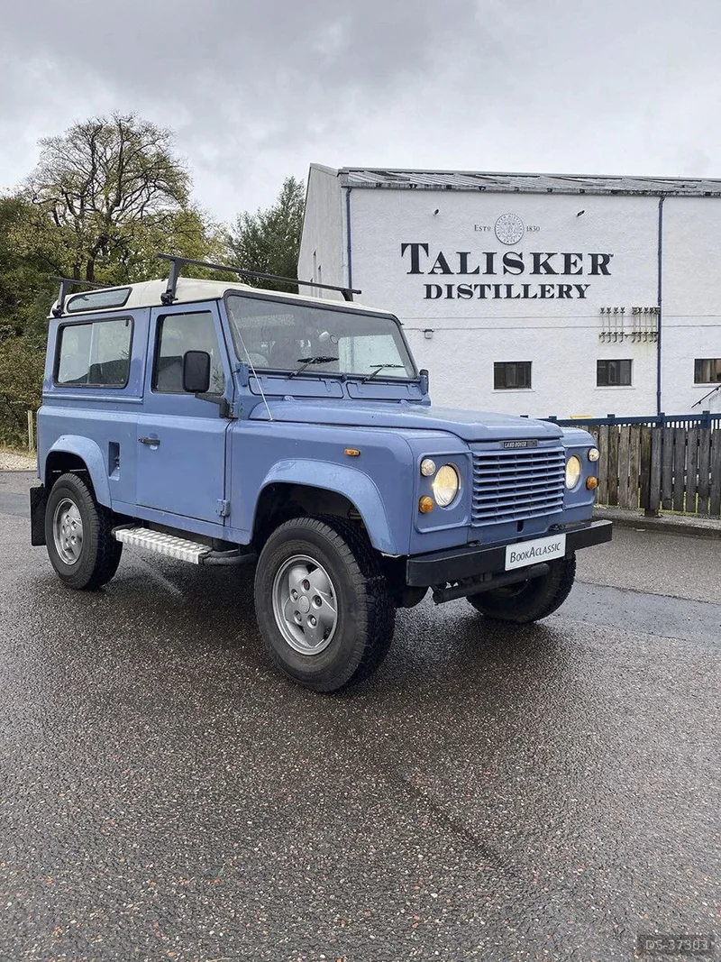 1988 Land Rover Defender in London 5