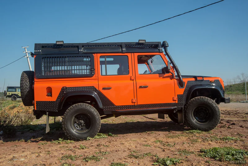 1988 Land Rover Defender 110 in Vancouver 2