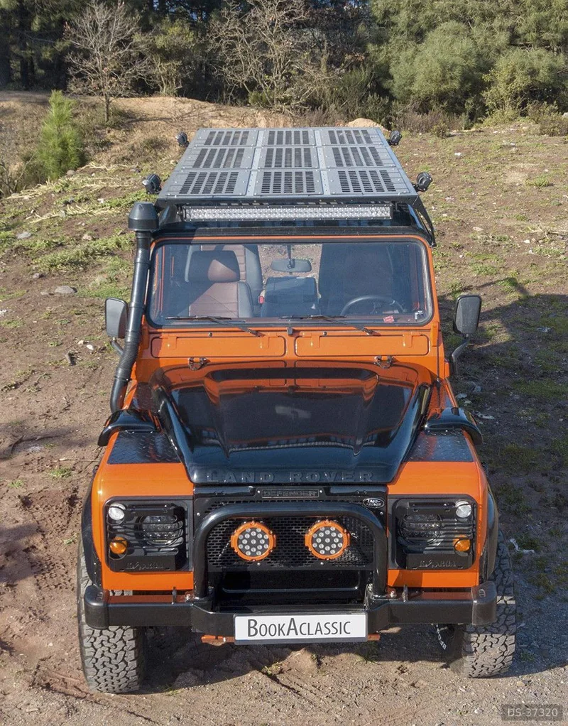 1988 Land Rover Defender 110 in Vancouver 5
