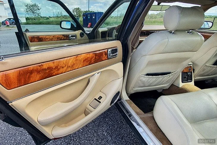 1997 Jaguar Xj300 in évora 7