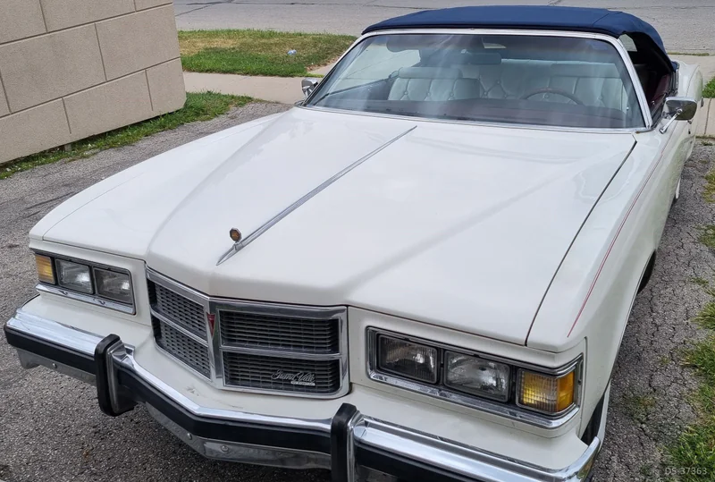 1975 Pontiac Grandville in Hamilton 2