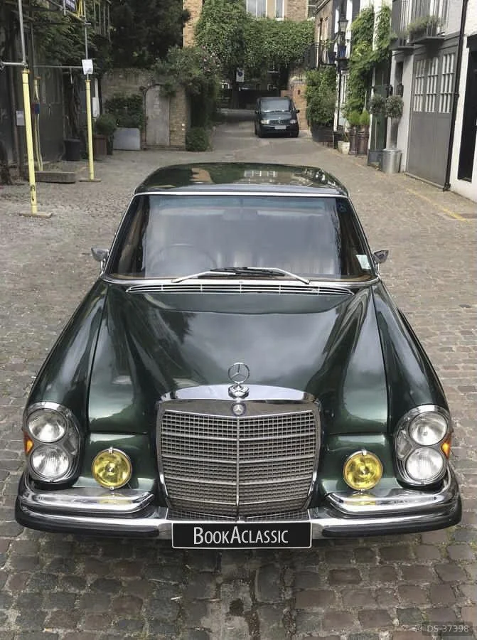 1971 Mercedes-Benz W108 280SE Saloon