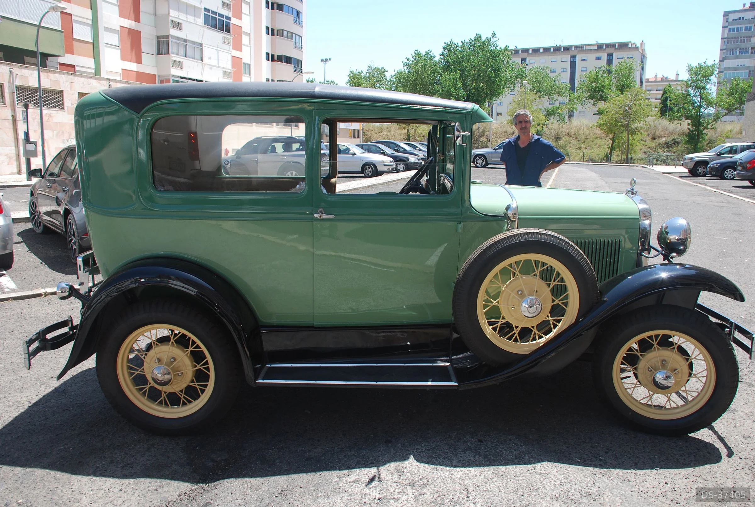 1930 Ford Model A Tudor