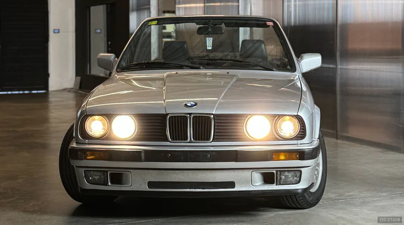 1993 BMW 320i Cabrio in Castelldefels 2