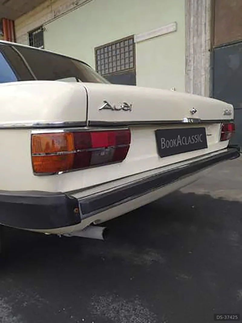 1976 Audi 100 in Acireale 6