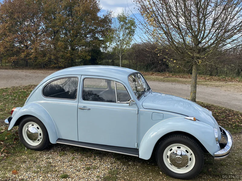 1970 Volkswagen Beetle in Horsham 2