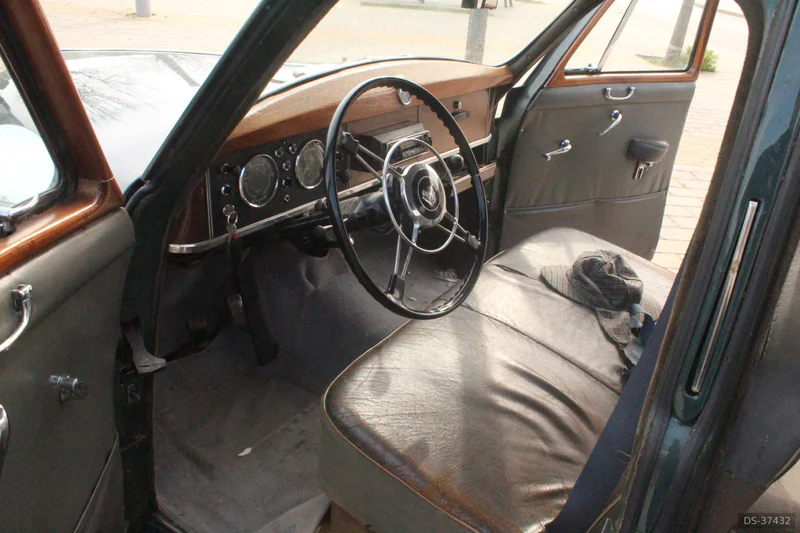 1952 Rover 90 Salon in Navarcles 3