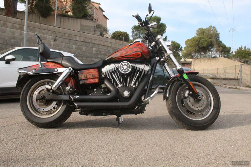2007 Harley-Davidson Dyna Fat Bob in Navarcles