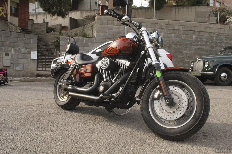 2007 Harley-Davidson Dyna Fat Bob in Navarcles 4
