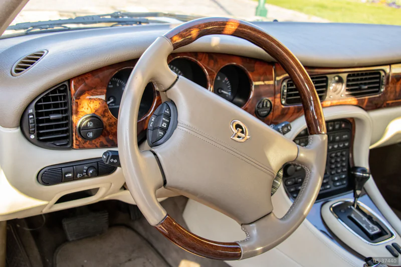 1997 Jaguar Daimler Super V8 Lwb in Eisenstadt 5