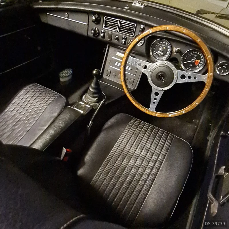 1972 MG Roadster in Glasgow 3