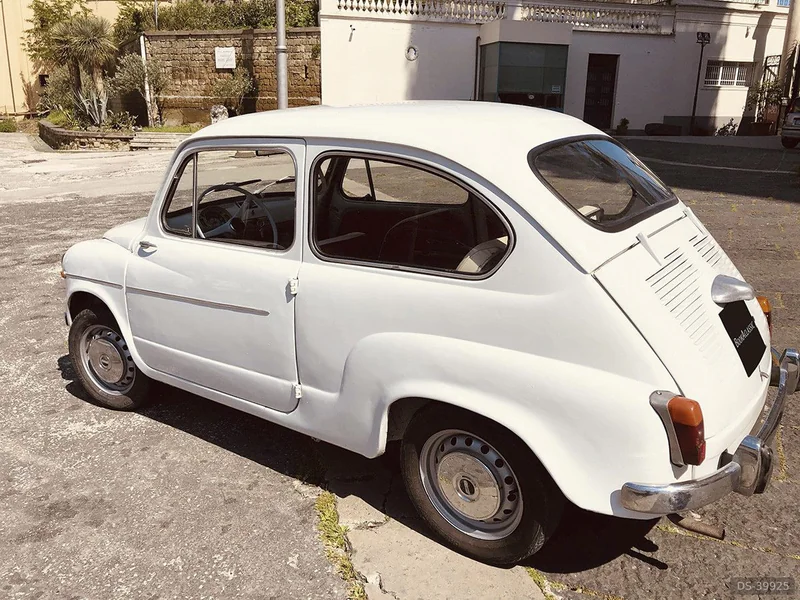1963 Fiat 600d in Napoli 6