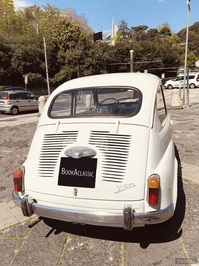 1963 Fiat 600d in Napoli 4