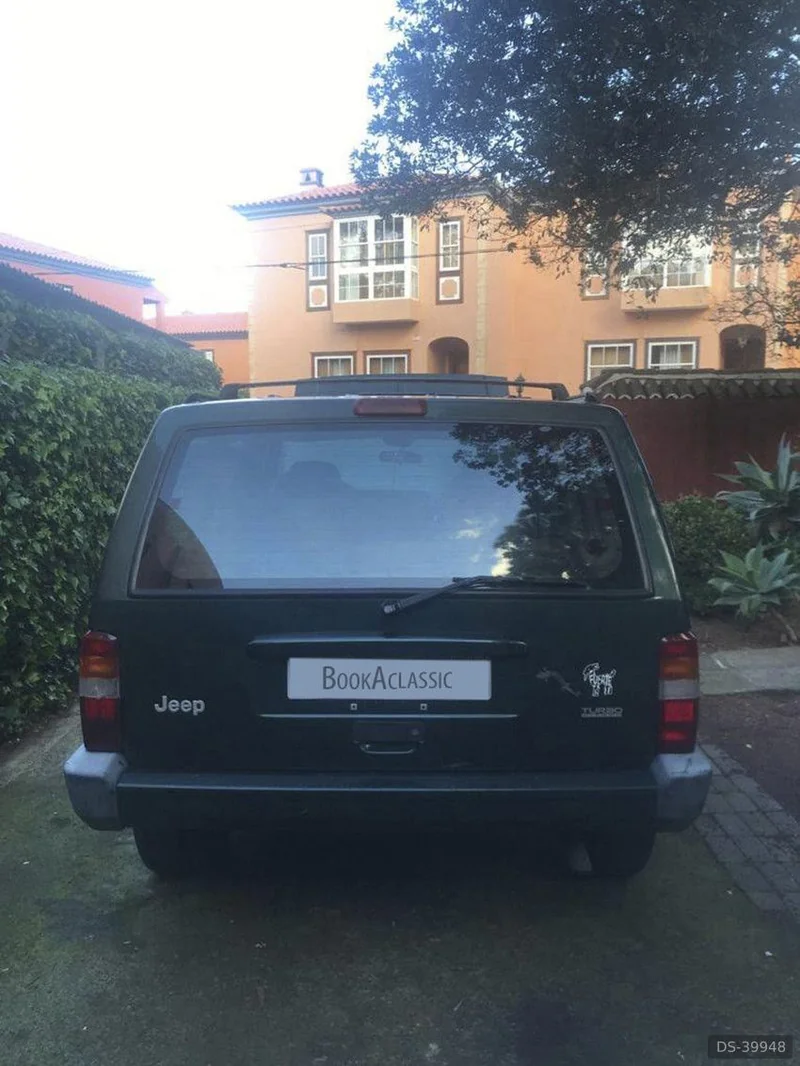 2001 Jeep Cherokee 250 Turbo Diesel in Santa Cruz De Tenerife 4
