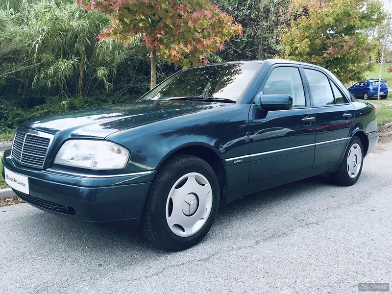 1995 Mercedes-Benz C220 in Sabadell 2