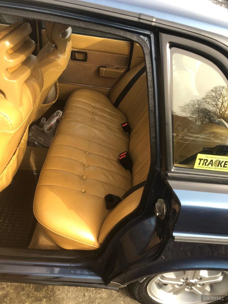 1988 Volvo 240 Glt in Glasgow 8