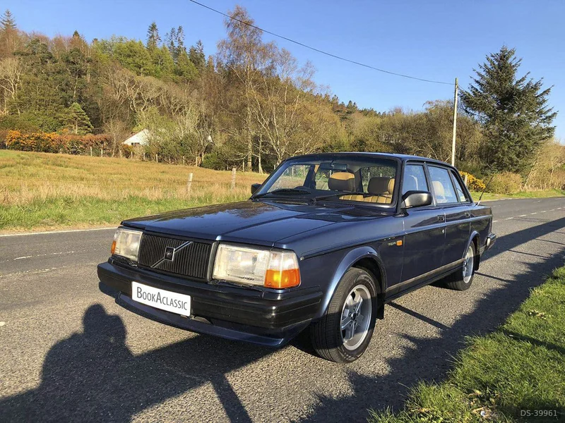 1988 Volvo 240 Glt in Glasgow 1