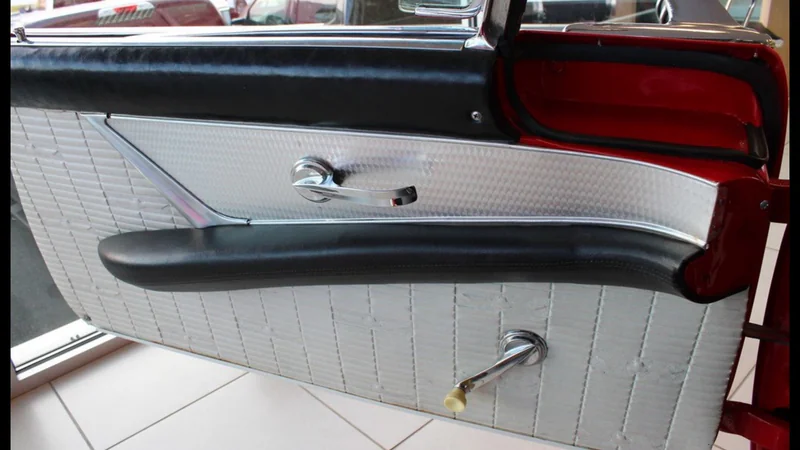1957 Ford Thunderbird in Langley 8