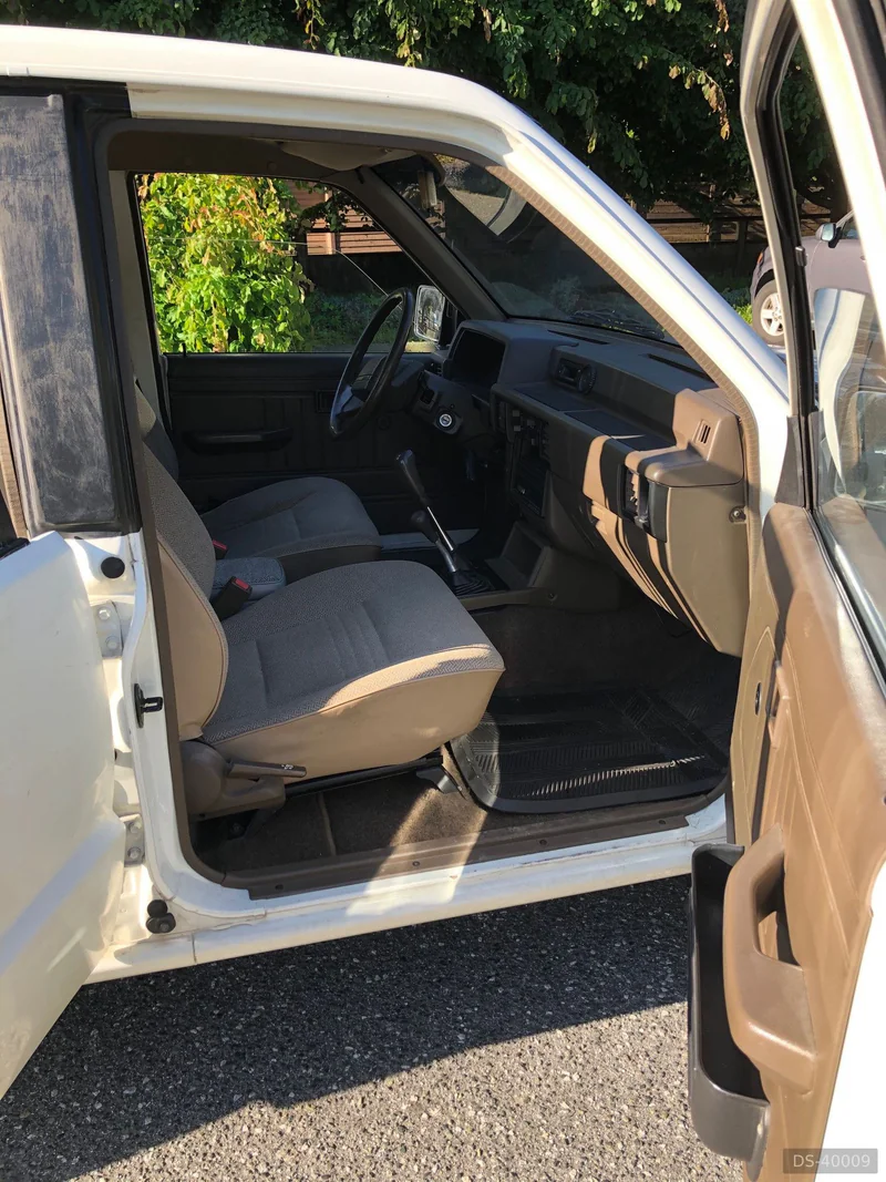 1995 Mitsubishi L200 in North Vancouver 4