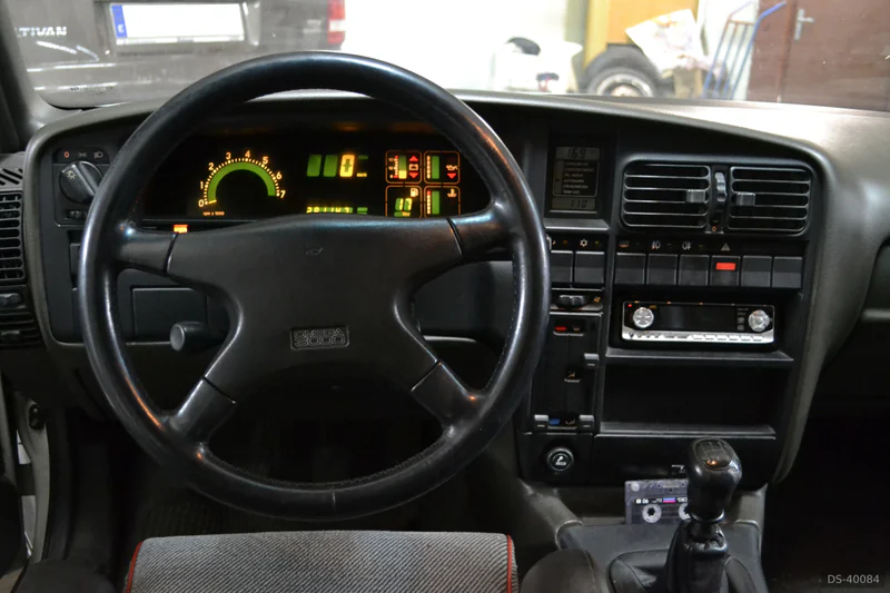 1989 Opel Omega 3000 in Igualada 4
