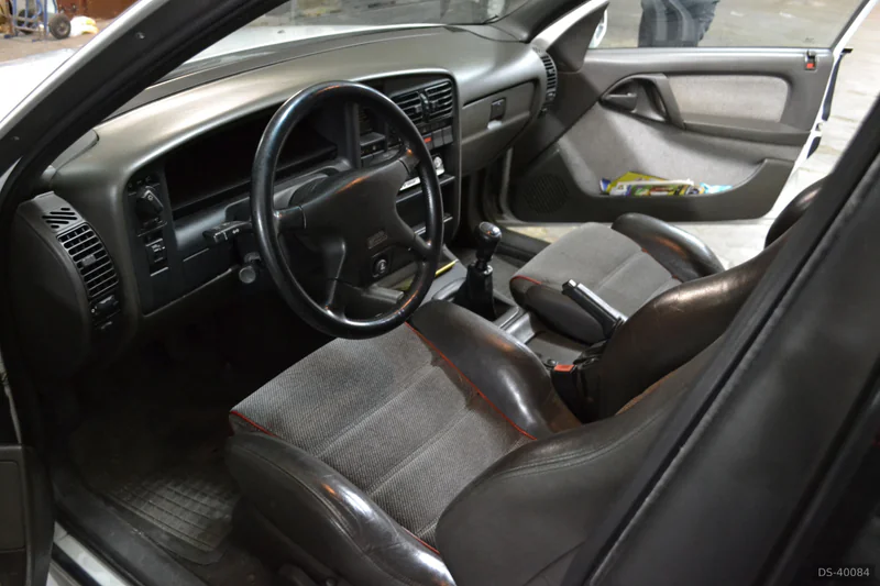 1989 Opel Omega 3000 in Igualada 5