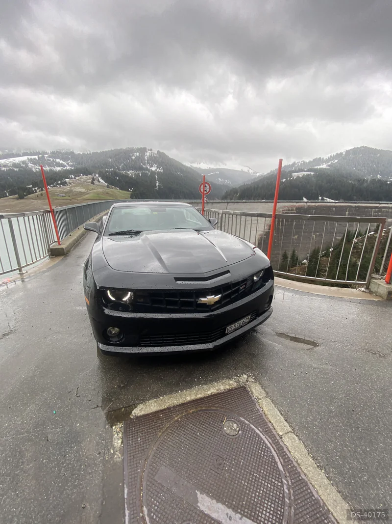 2011 Chevrolet Camaro 2ss in Montreux 7