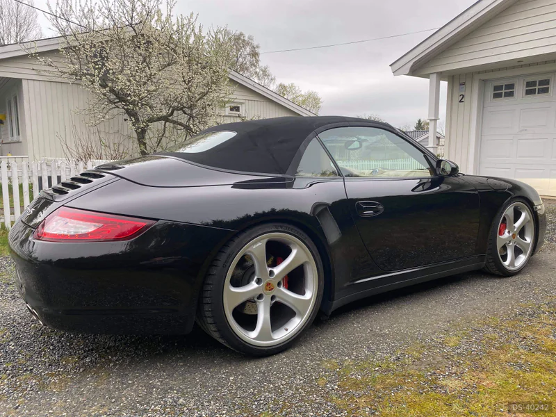 2007 Porsche 911 C4s Cabriolet in Oslo 5