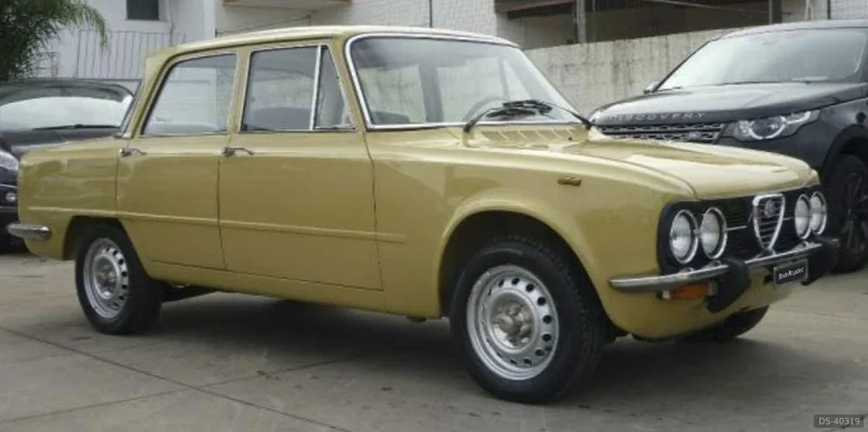 1975 Alfa Romeo Nuova Super 1300 in Palermo