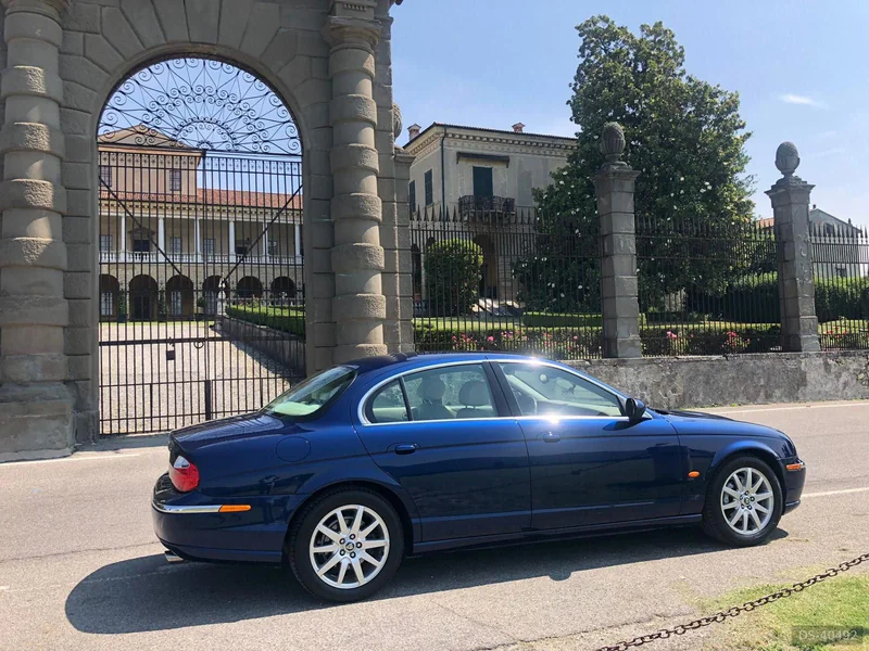 2002 Jaguar S-type 3.0 V6 in Brescia 2