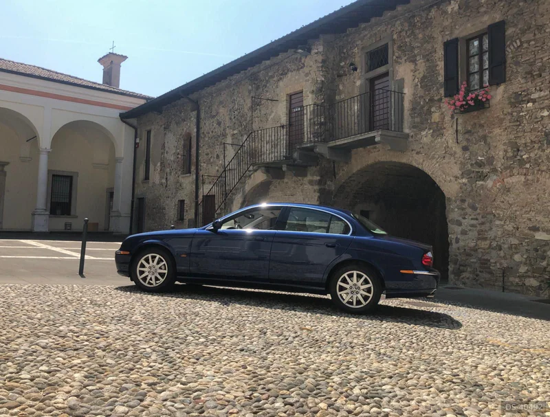 2002 Jaguar S-type 3.0 V6 in Brescia 9