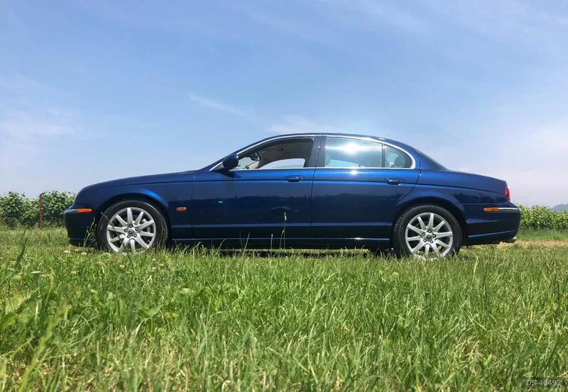 2002 Jaguar S-type 3.0 V6 in Brescia 11