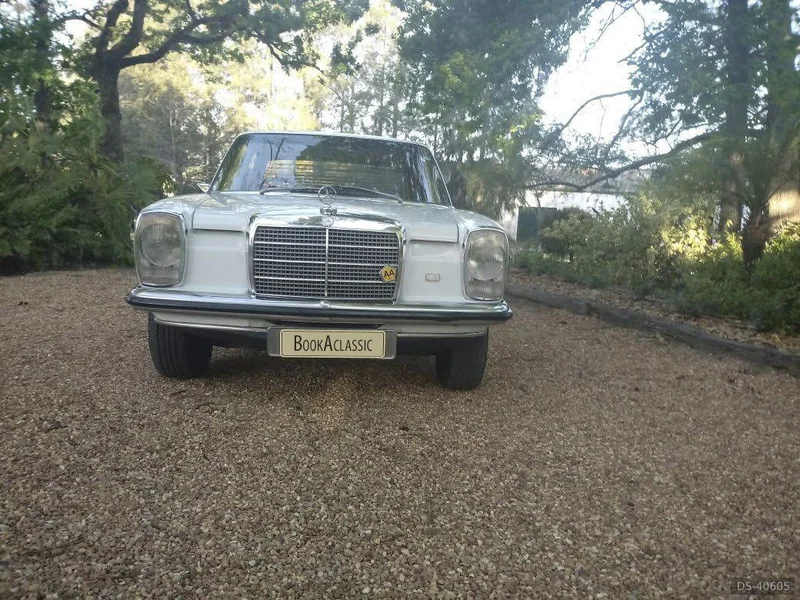 1970 Mercedes-Benz W115 in Cape Town 2
