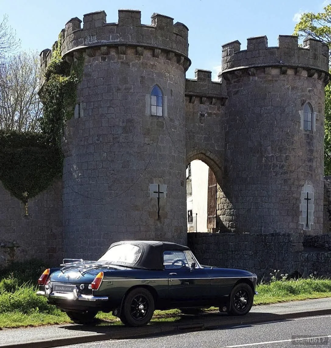 1976 MG B V8