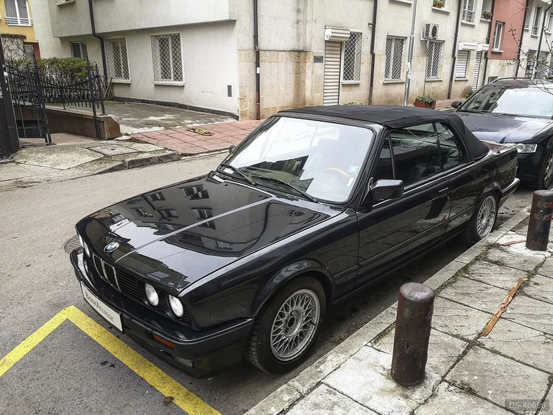 1992 BMW E30 in Sofia 7