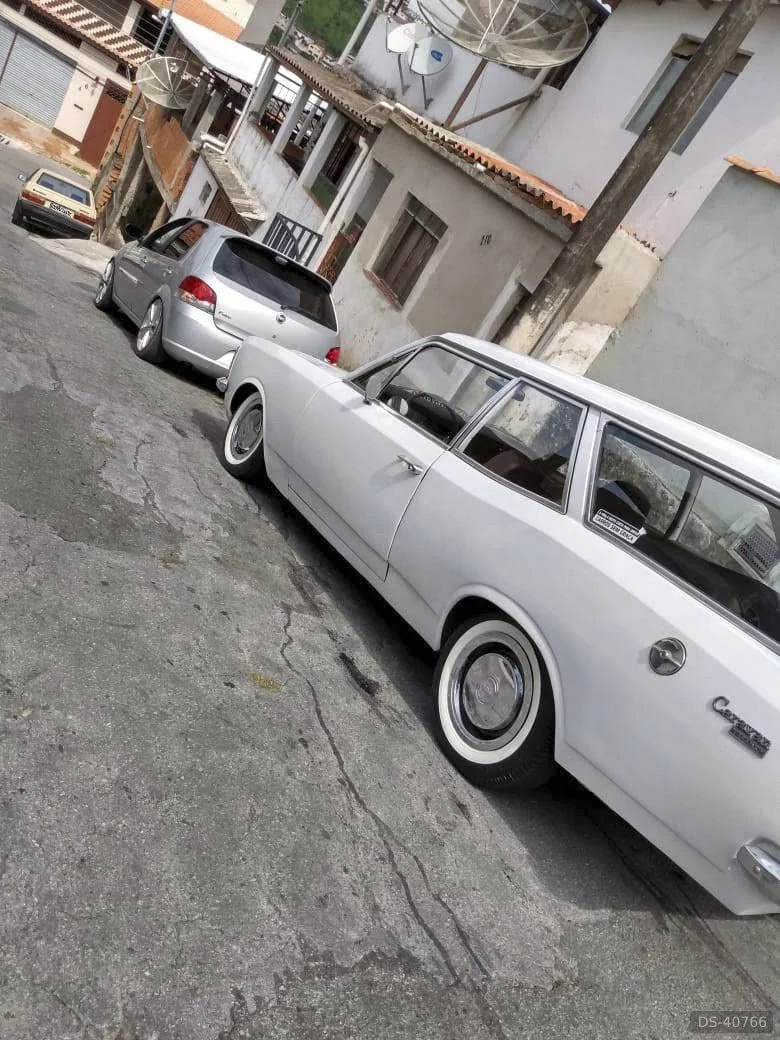 1977 Chevrolet Caravan in Salvador 3