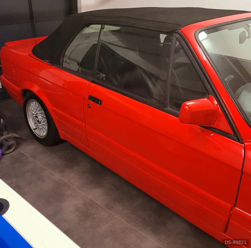 1987 BMW E30 in Dundee 6