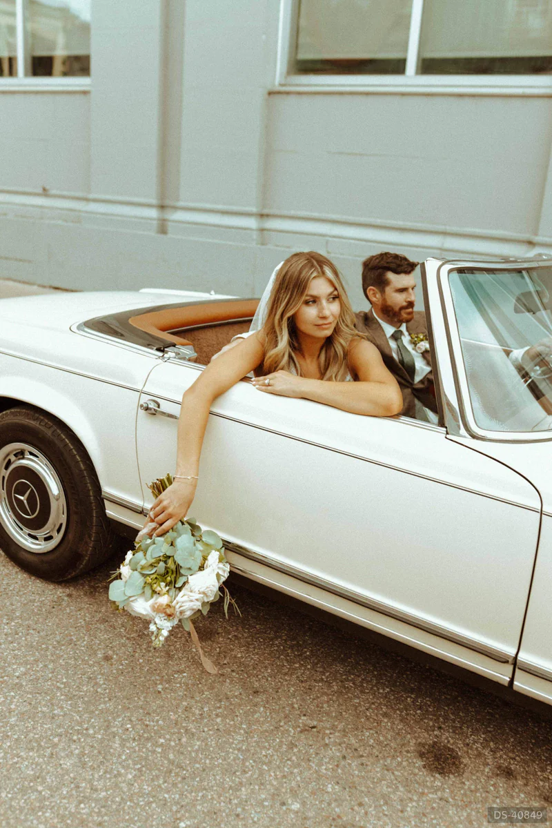 1964 Mercedes-Benz 230SL in Oakville 3