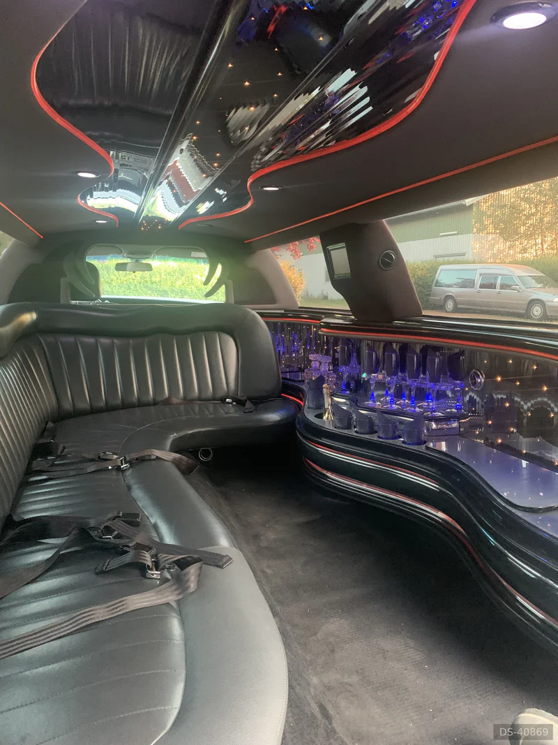 2006 Lincoln Town Car in øster Ulslev 3