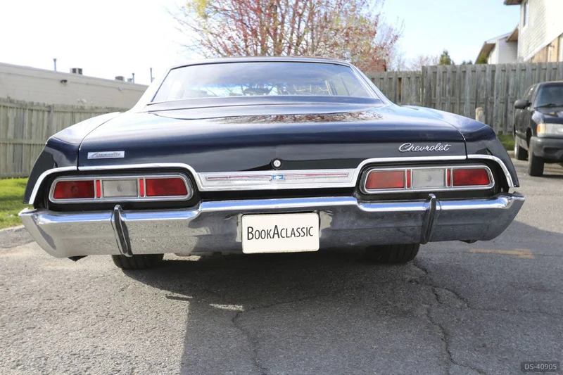 1967 Chevrolet Impala 4 Door Hardtop in Ottawa 3