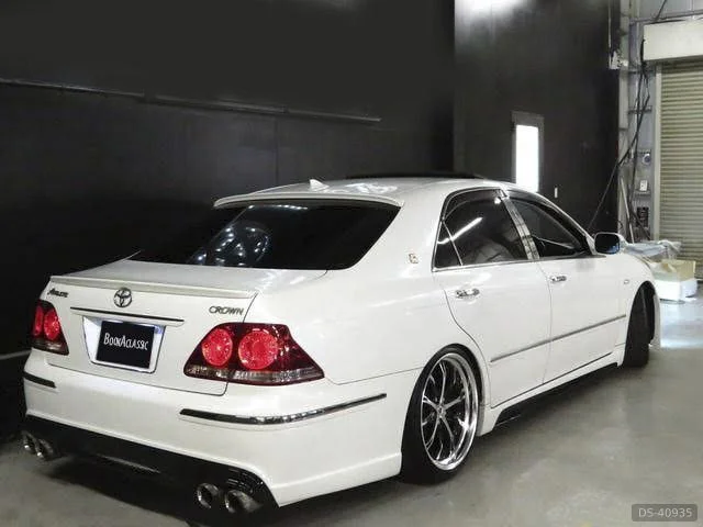 2006 Toyota Crown Athlete in Folkestone 2
